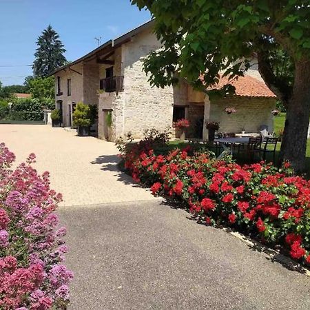 Maison Neuve Tout Confort, Deux Chambres Saint-Martin-du-Mont Exterior foto